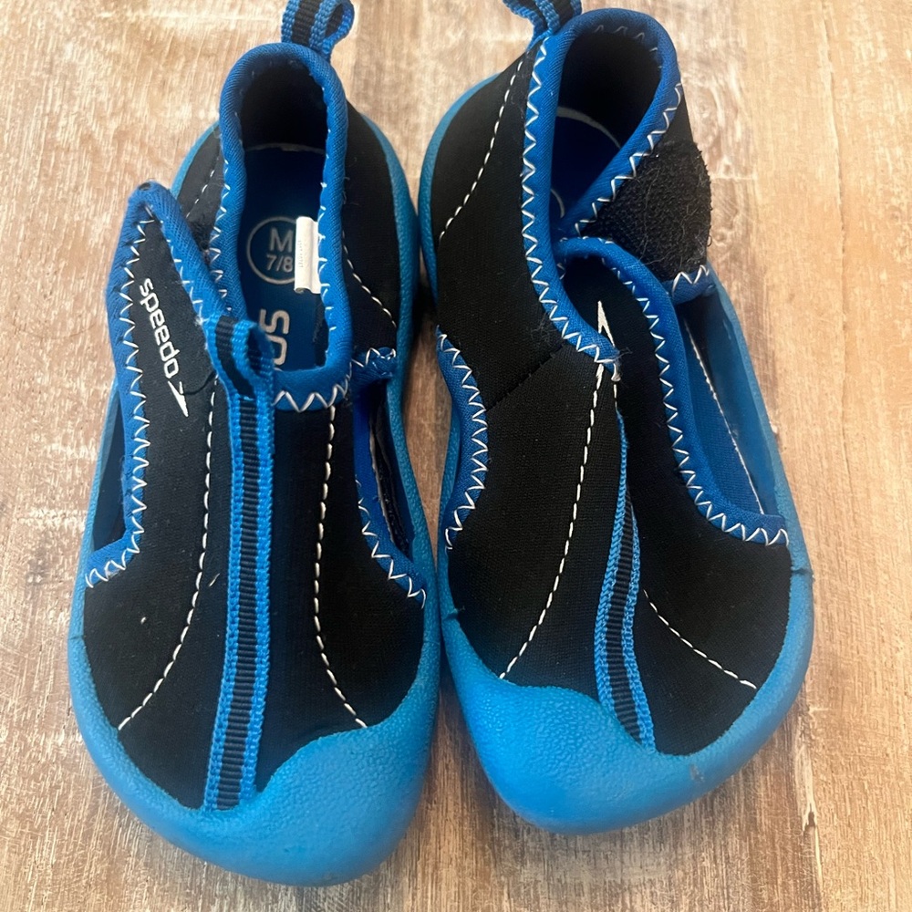 Toddler Boys Speedo Water Shoes Size M (7/8)